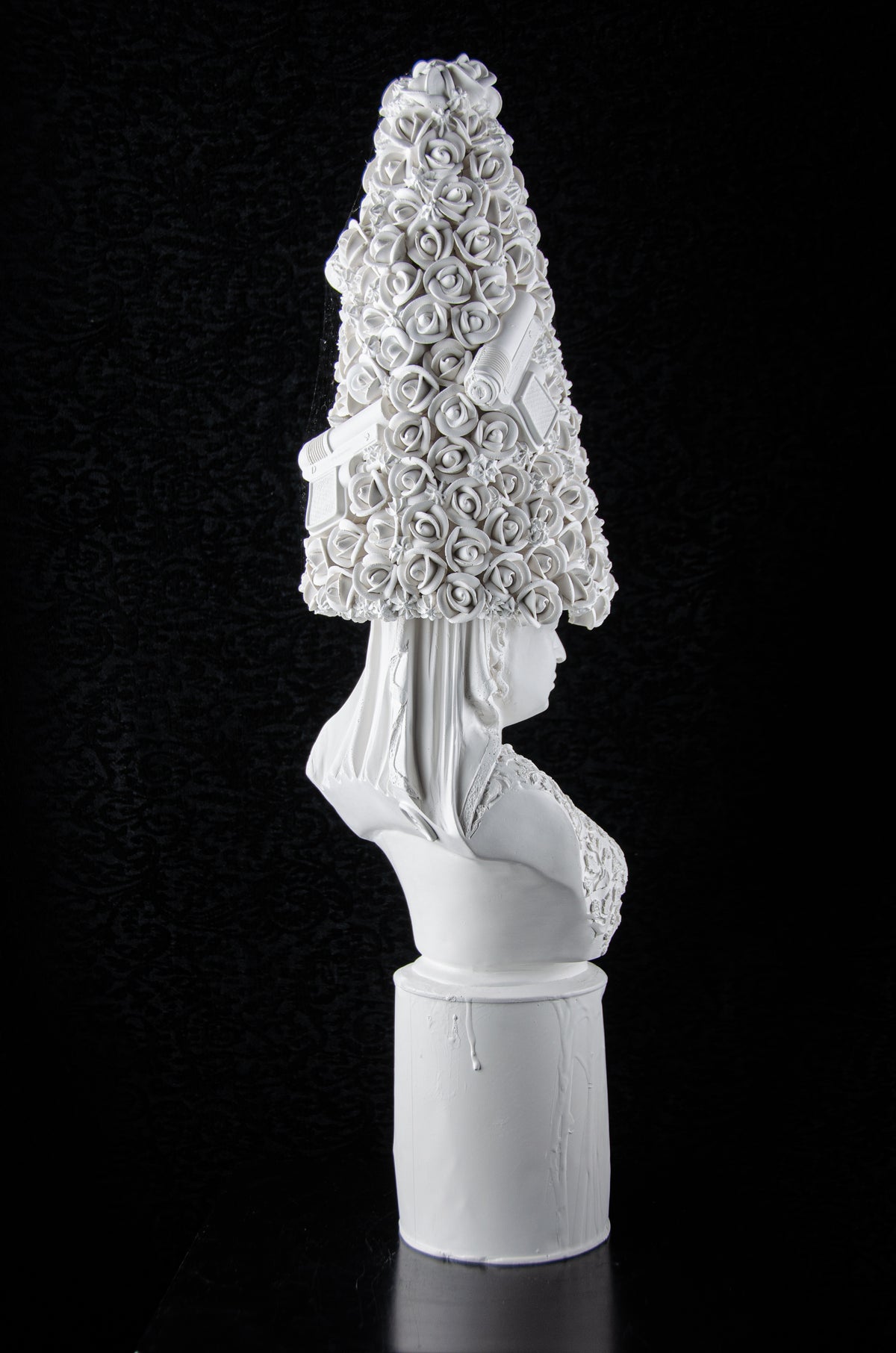 CP KATE - Squirt Guns N' Roses Sculpture
