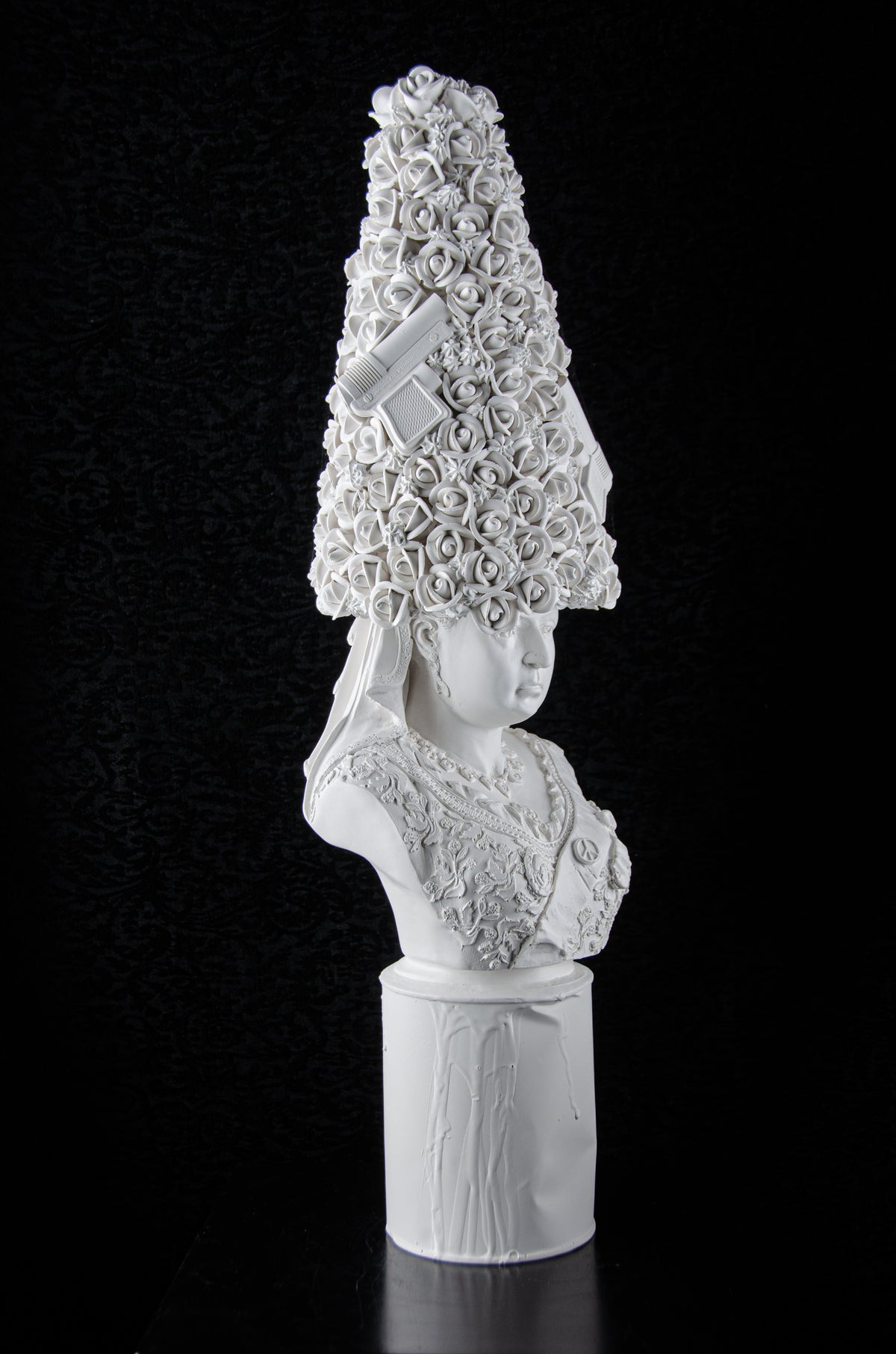 CP KATE - Squirt Guns N' Roses Sculpture