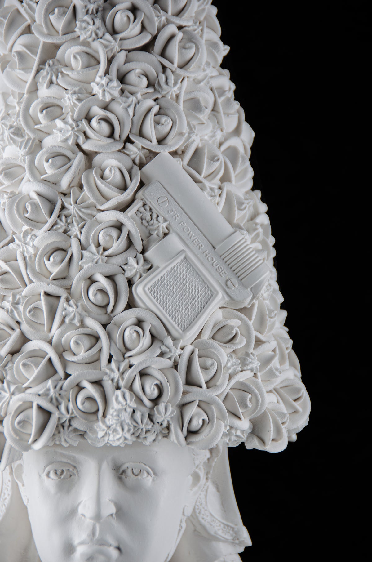 CP KATE - Squirt Guns N' Roses Sculpture