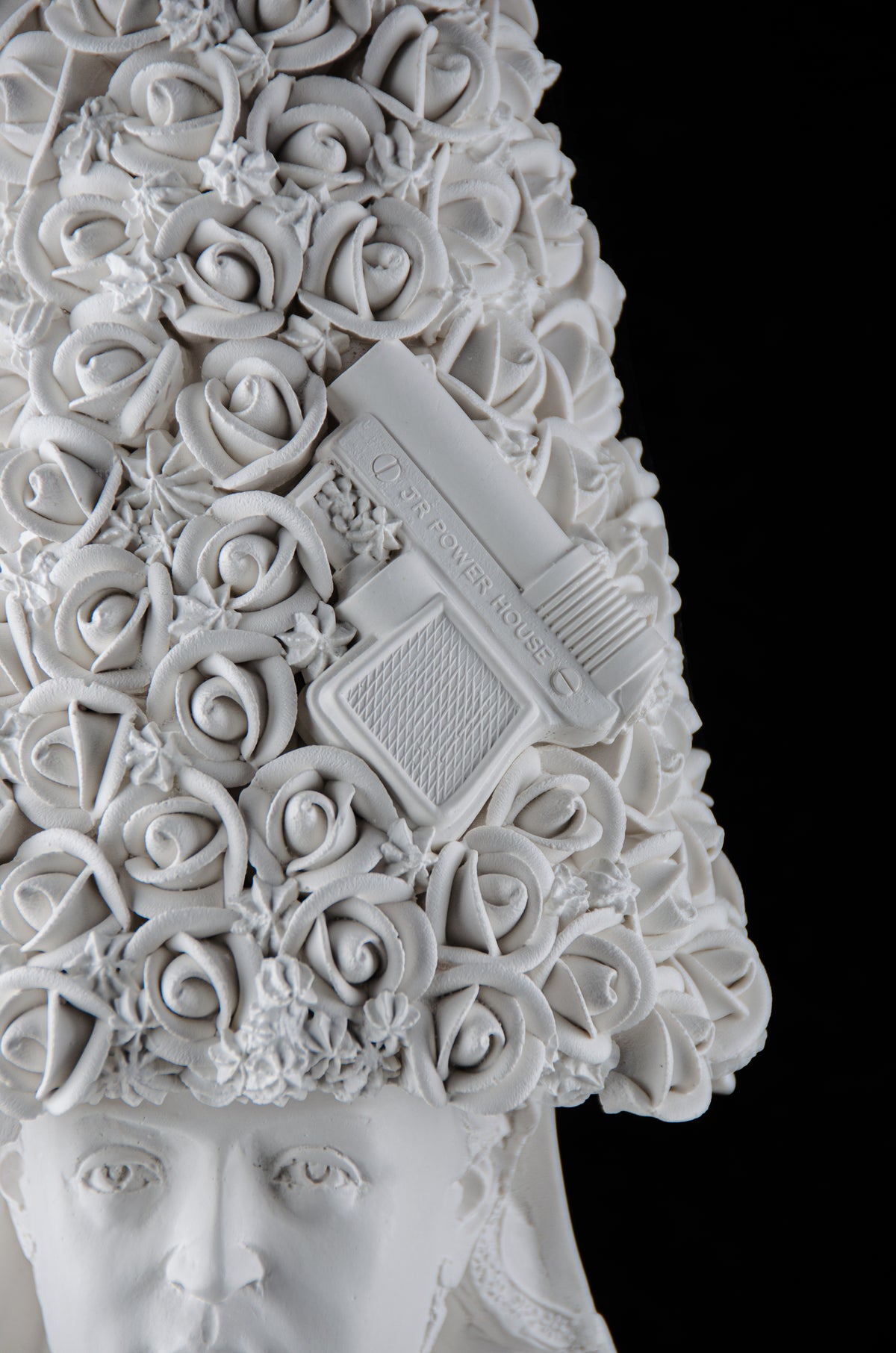 CP KATE - Squirt Guns N' Roses Sculpture