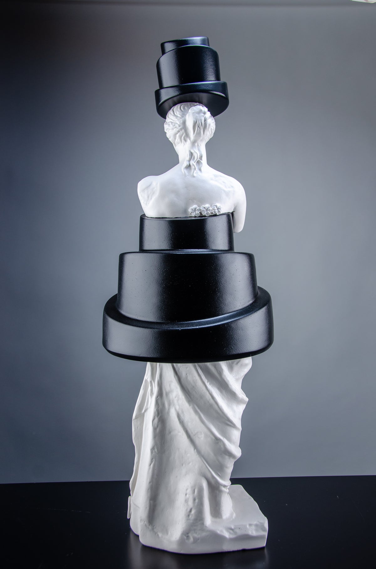 CP KATE - 'Gateau' Sculpture Art