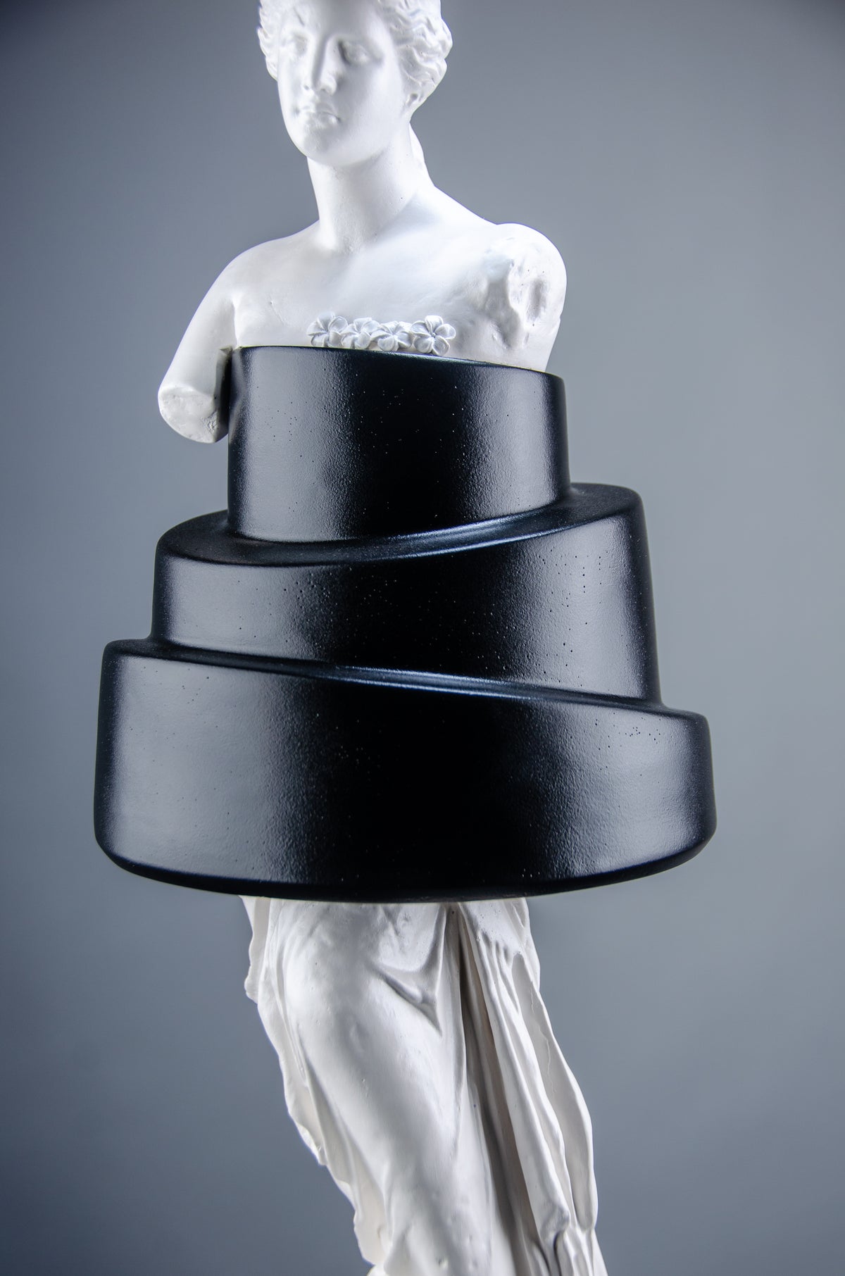 CP KATE - 'Gateau' Sculpture Art
