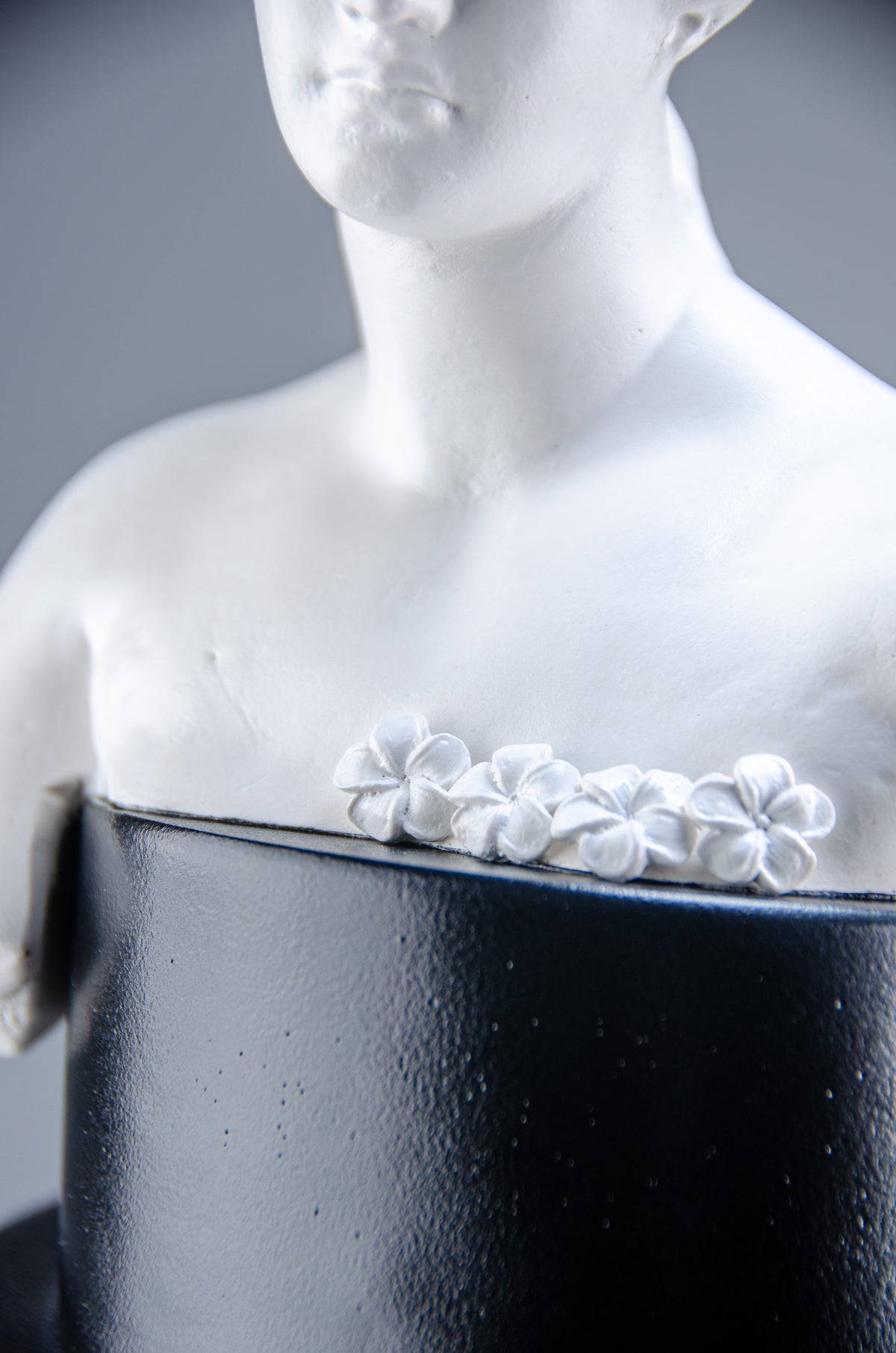 CP KATE - 'Gateau' Sculpture Art