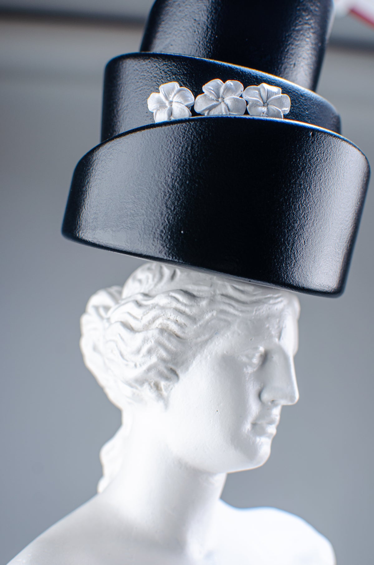 CP KATE - 'Gateau' Sculpture Art