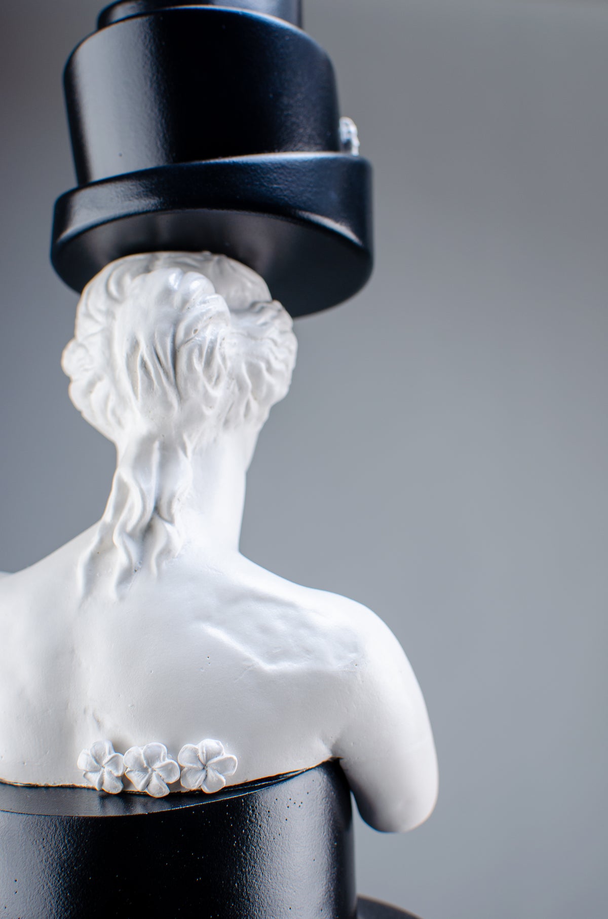 CP KATE - 'Gateau' Sculpture Art