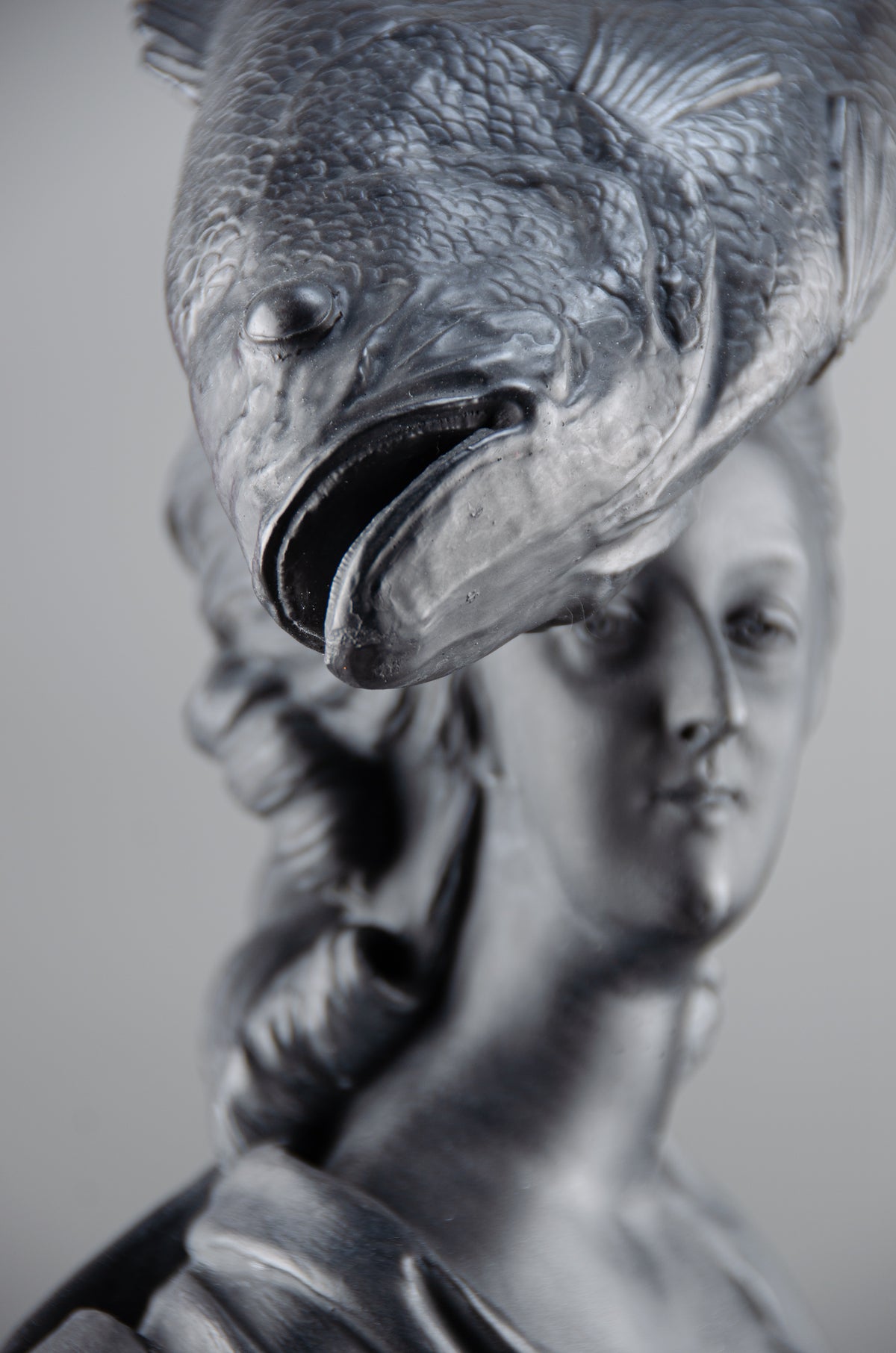 CP KATE - Carpe Diem Sculpture