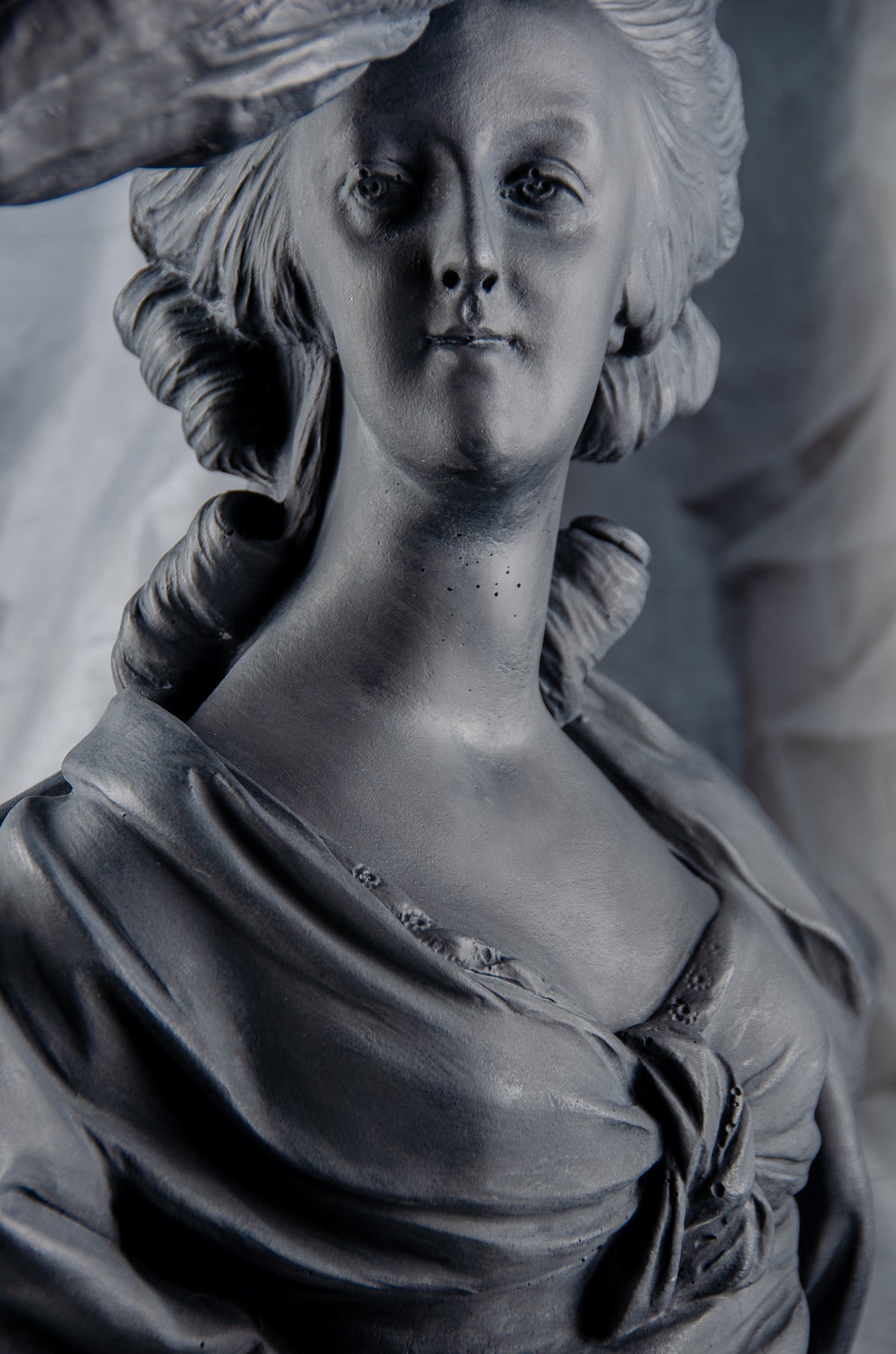 CP KATE - Carpe Diem Sculpture